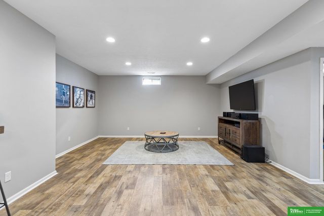 1228 Maplewood Drive, Fremont, NE 68025