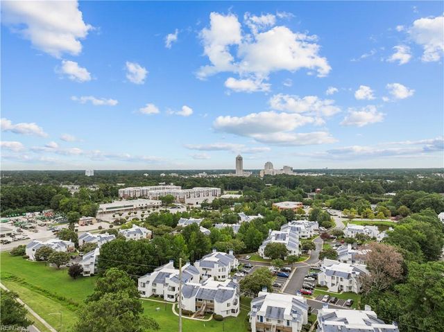 4734 Red Duck CT, Virginia Beach, VA 23462