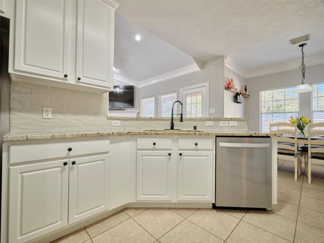 9315 Anna Street, Needville, TX 77461