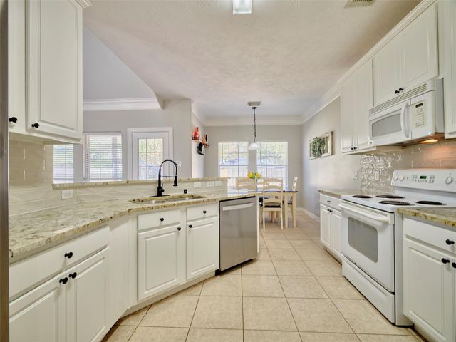 9315 Anna Street, Needville, TX 77461