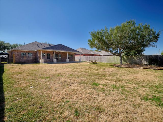 9315 Anna Street, Needville, TX 77461
