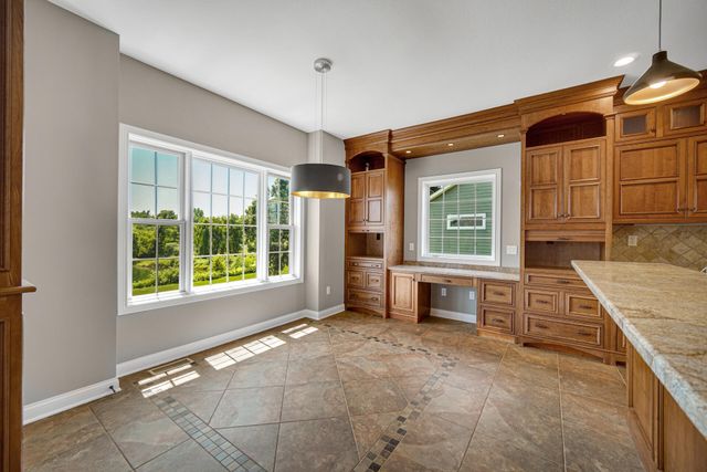 286 Overlook Court, Valparaiso, IN 46385