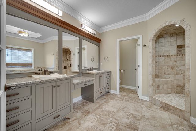286 Overlook Court, Valparaiso, IN 46385