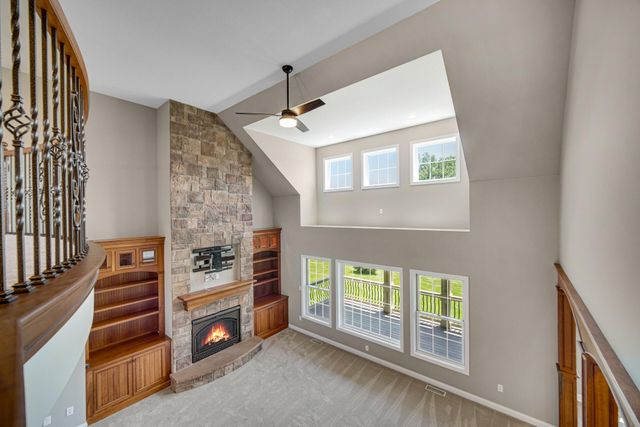 286 Overlook Court, Valparaiso, IN 46385