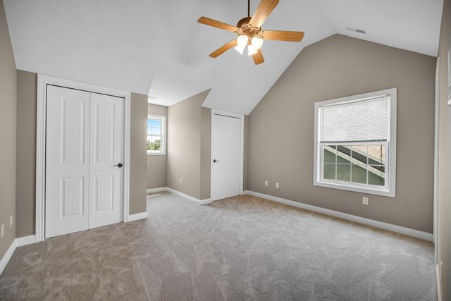 286 Overlook Court, Valparaiso, IN 46385