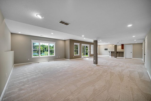 286 Overlook Court, Valparaiso, IN 46385
