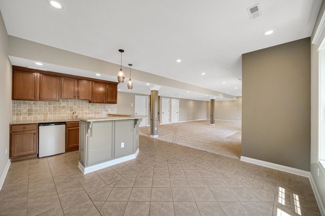 286 Overlook Court, Valparaiso, IN 46385