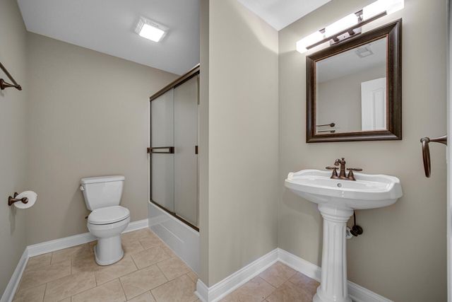 286 Overlook Court, Valparaiso, IN 46385