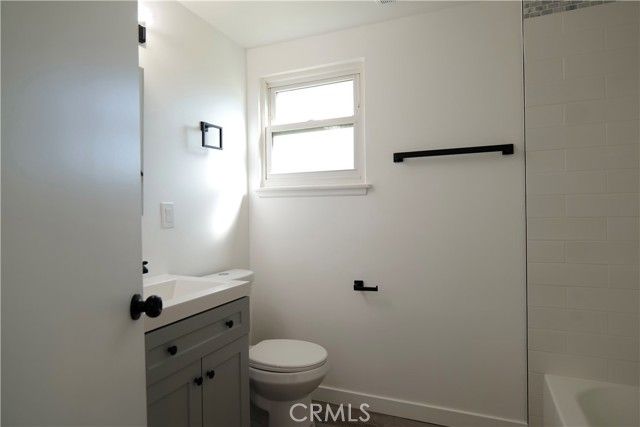 853 N Jasmine, Ontario, CA 91762