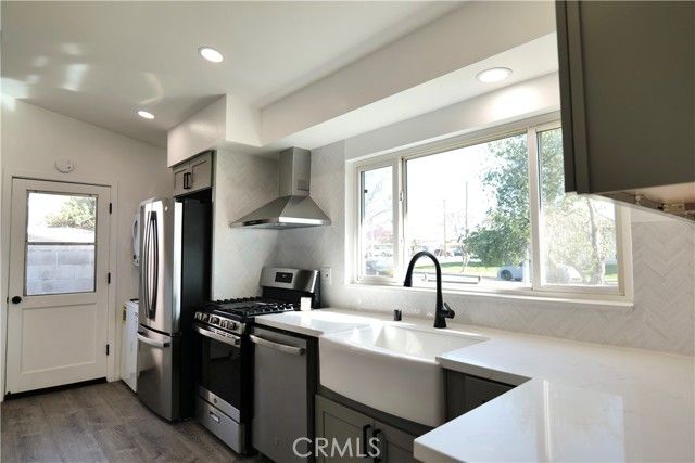 853 N Jasmine, Ontario, CA 91762