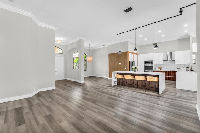 5718 NW 50th Drive, Coral Springs, FL 33067
