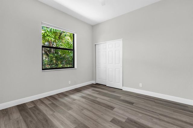 5718 NW 50th Drive, Coral Springs, FL 33067
