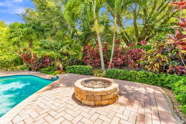 5718 NW 50th Drive, Coral Springs, FL 33067