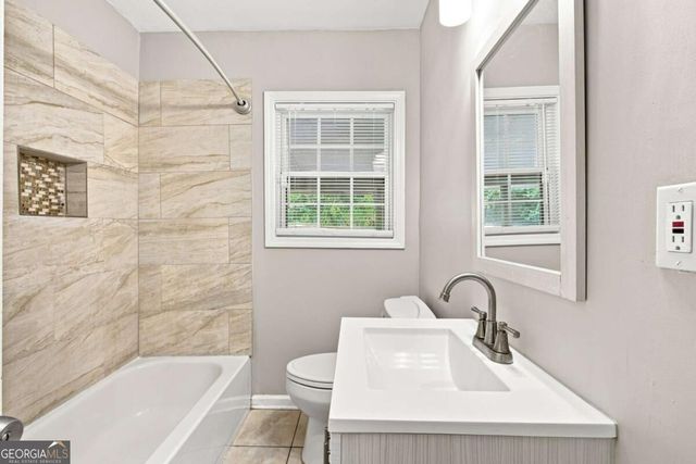 1357 Lorenzo Drive SW, Atlanta, GA 30310
