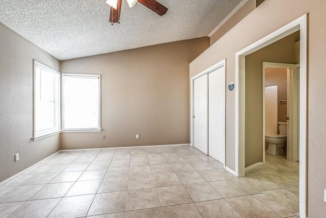 1102 E Kerry Lane, Phoenix, AZ 85024