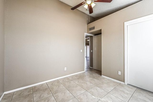 1102 E Kerry Lane, Phoenix, AZ 85024
