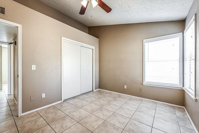 1102 E Kerry Lane, Phoenix, AZ 85024