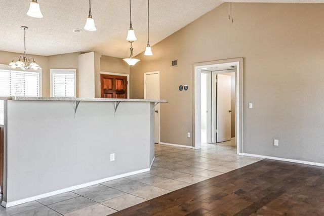 1102 E Kerry Lane, Phoenix, AZ 85024