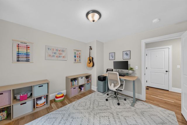 215 South Main Street, Seabrook, NH 03874