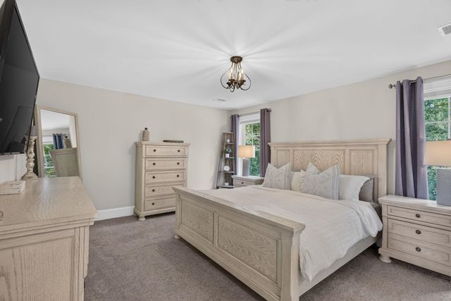 215 South Main Street, Seabrook, NH 03874