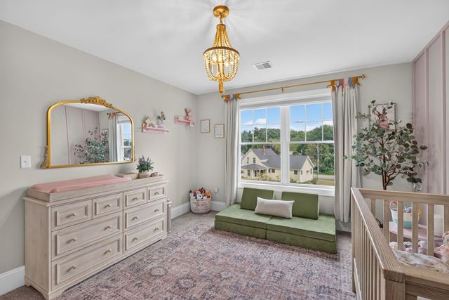 215 South Main Street, Seabrook, NH 03874