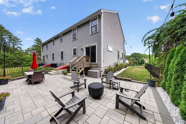 215 South Main Street, Seabrook, NH 03874