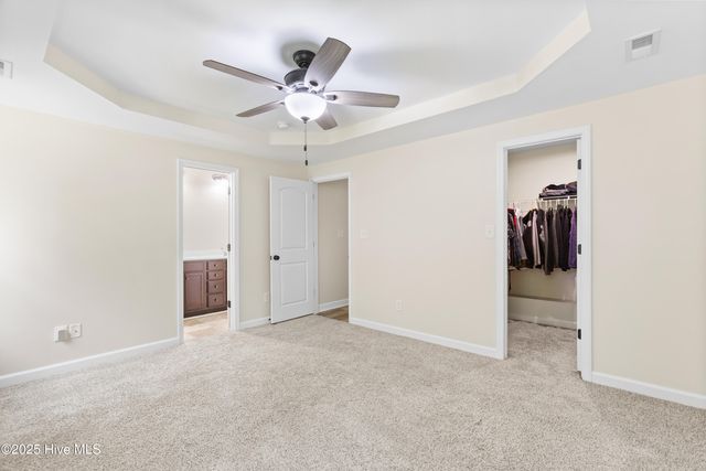 302 Boxwood Court, Jacksonville, NC 28540