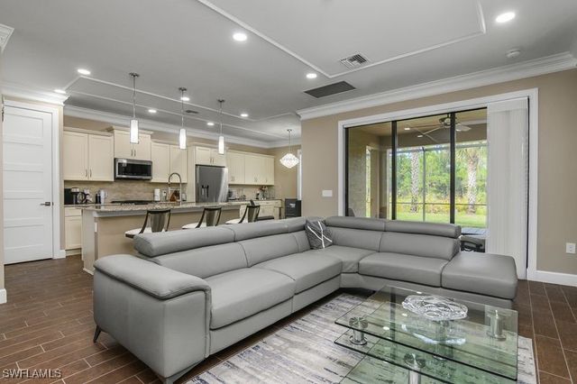 16309 Winfield LN, Naples, FL 34110