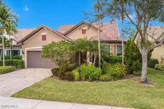 16309 Winfield LN, Naples, FL 34110