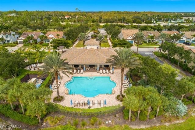 16309 Winfield LN, Naples, FL 34110