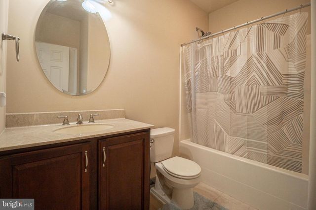 3932 TRAYER LN, Mechanicsburg, PA 17050