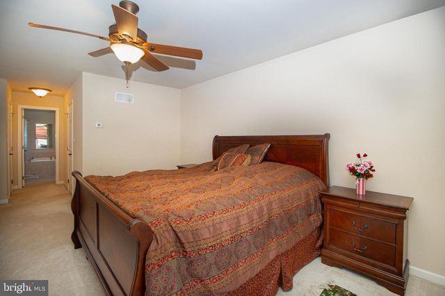 3932 TRAYER LN, Mechanicsburg, PA 17050