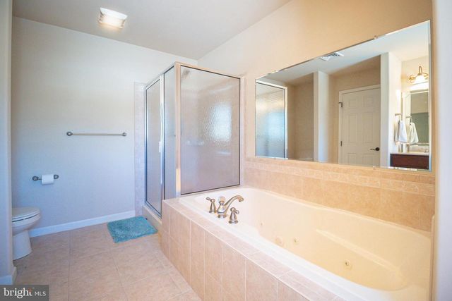 3932 TRAYER LN, Mechanicsburg, PA 17050