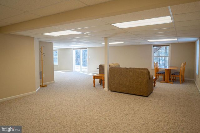 3932 TRAYER LN, Mechanicsburg, PA 17050