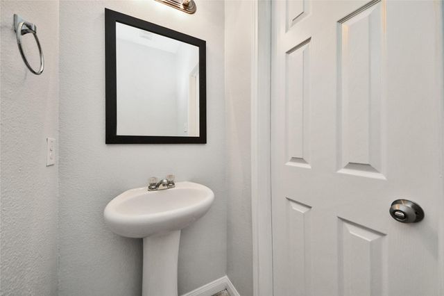 17024 Wilthorne Gardens Court, Houston, TX 77084