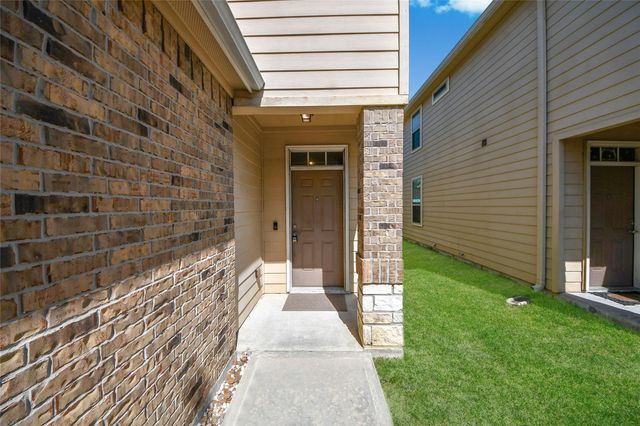 17024 Wilthorne Gardens Court, Houston, TX 77084