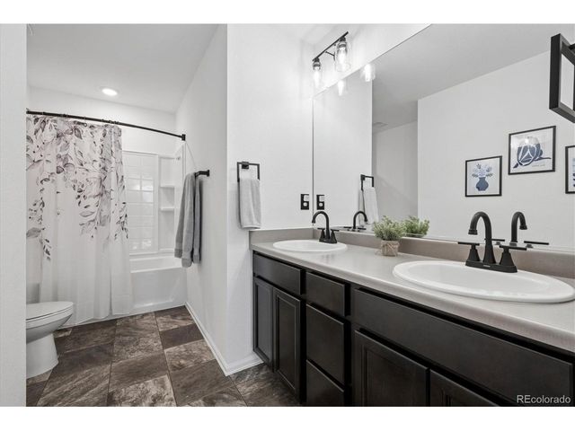 6906 Longpark Dr, Parker, CO 80138