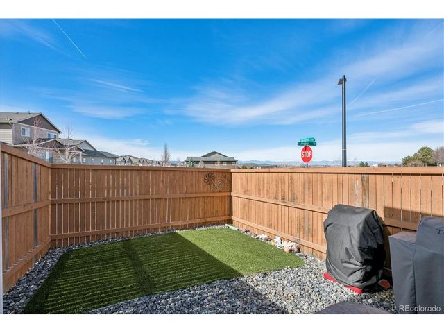 6906 Longpark Dr, Parker, CO 80138