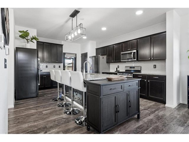 6906 Longpark Dr, Parker, CO 80138