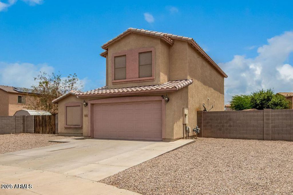 833 W SUNSET Court, Casa Grande, AZ 85122
