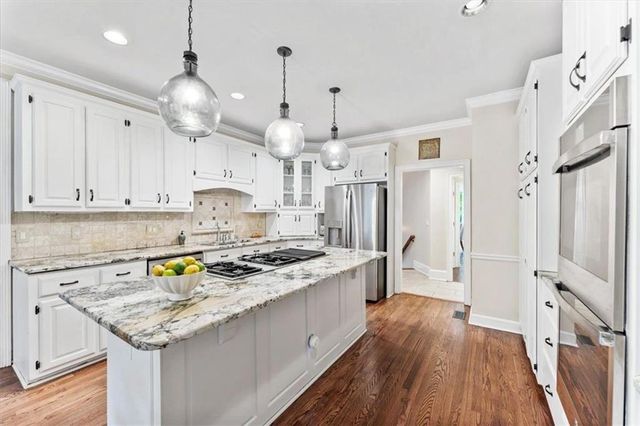 2919 Mountain Trace NE, Roswell, GA 30075
