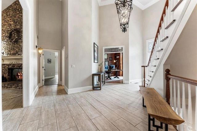 2919 Mountain Trace NE, Roswell, GA 30075