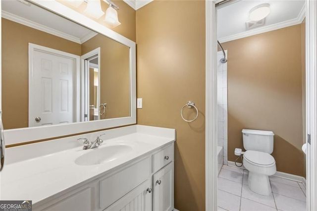 867 Woodleaf Park Drive SE, Mableton, GA 30126