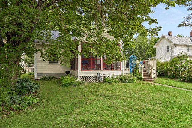 204 Westminster Avenue SW, Watertown, MN 55388