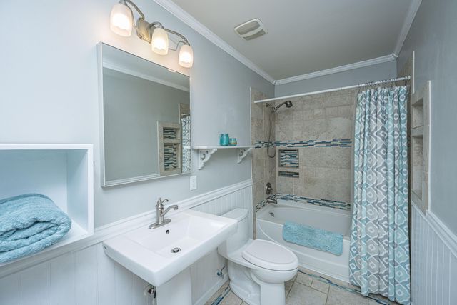 312 Breckingridge Drive, Ladson, SC 29456