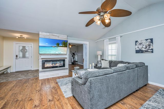 312 Breckingridge Drive, Ladson, SC 29456