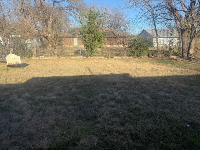 1117 Victoria, Bellmead, TX 76705