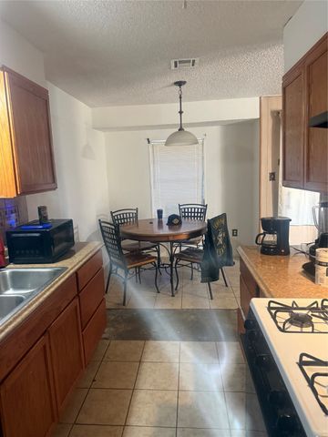 1117 Victoria, Bellmead, TX 76705