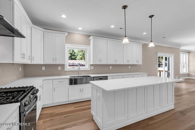 570 Tremont Street, Bayville, NJ 08721