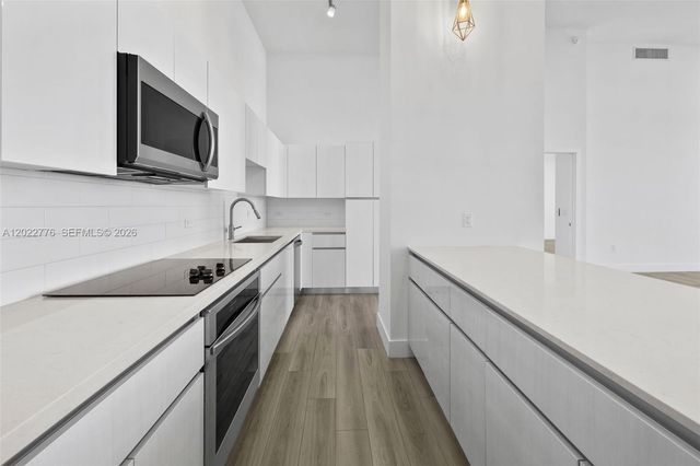 101 Diplomat Pkwy PH2703, Hallandale Beach, FL 33009